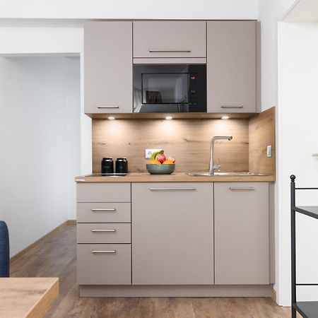 Hotel Zur Traube Uffenheim Экстерьер фото
