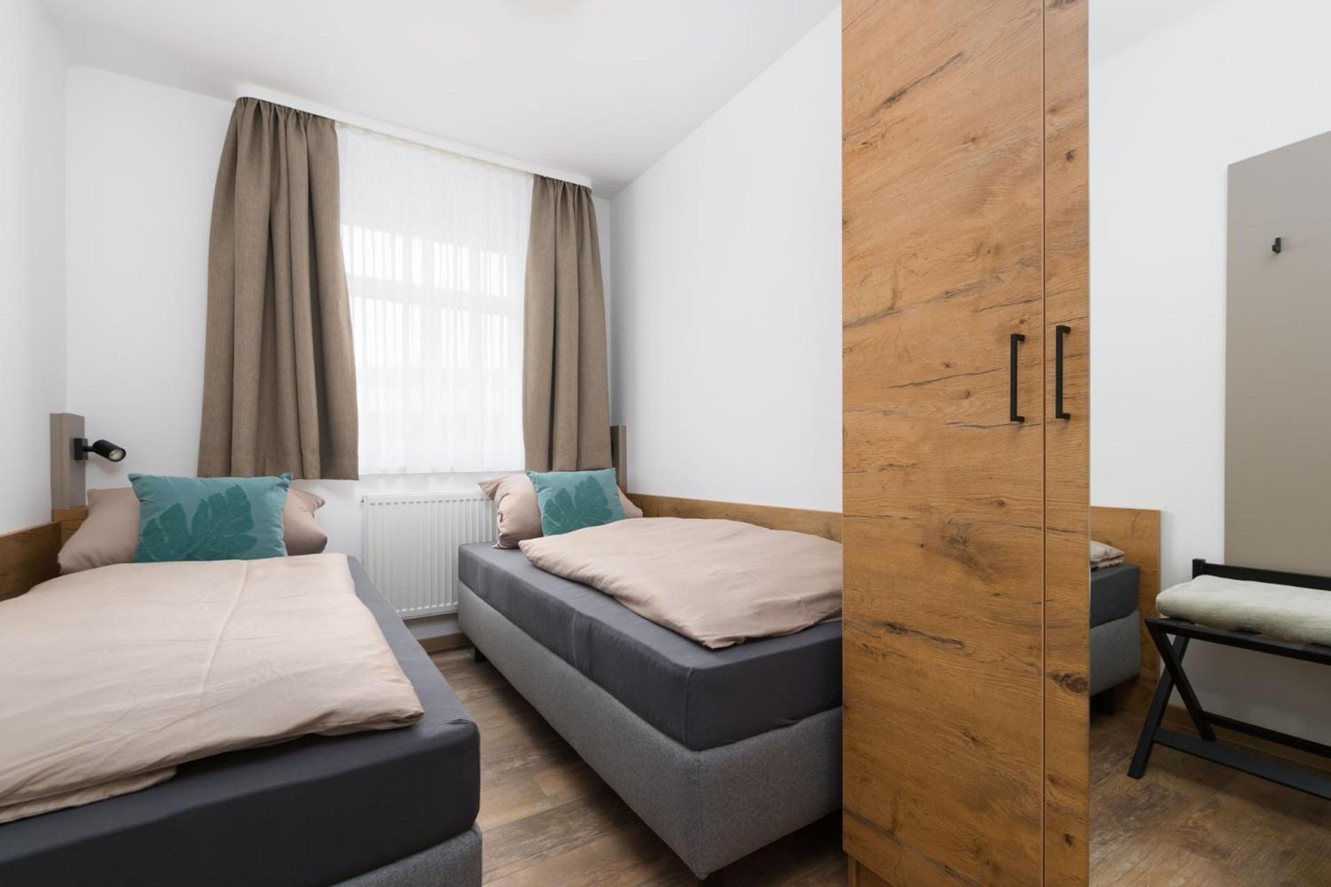 Hotel Zur Traube Uffenheim Экстерьер фото