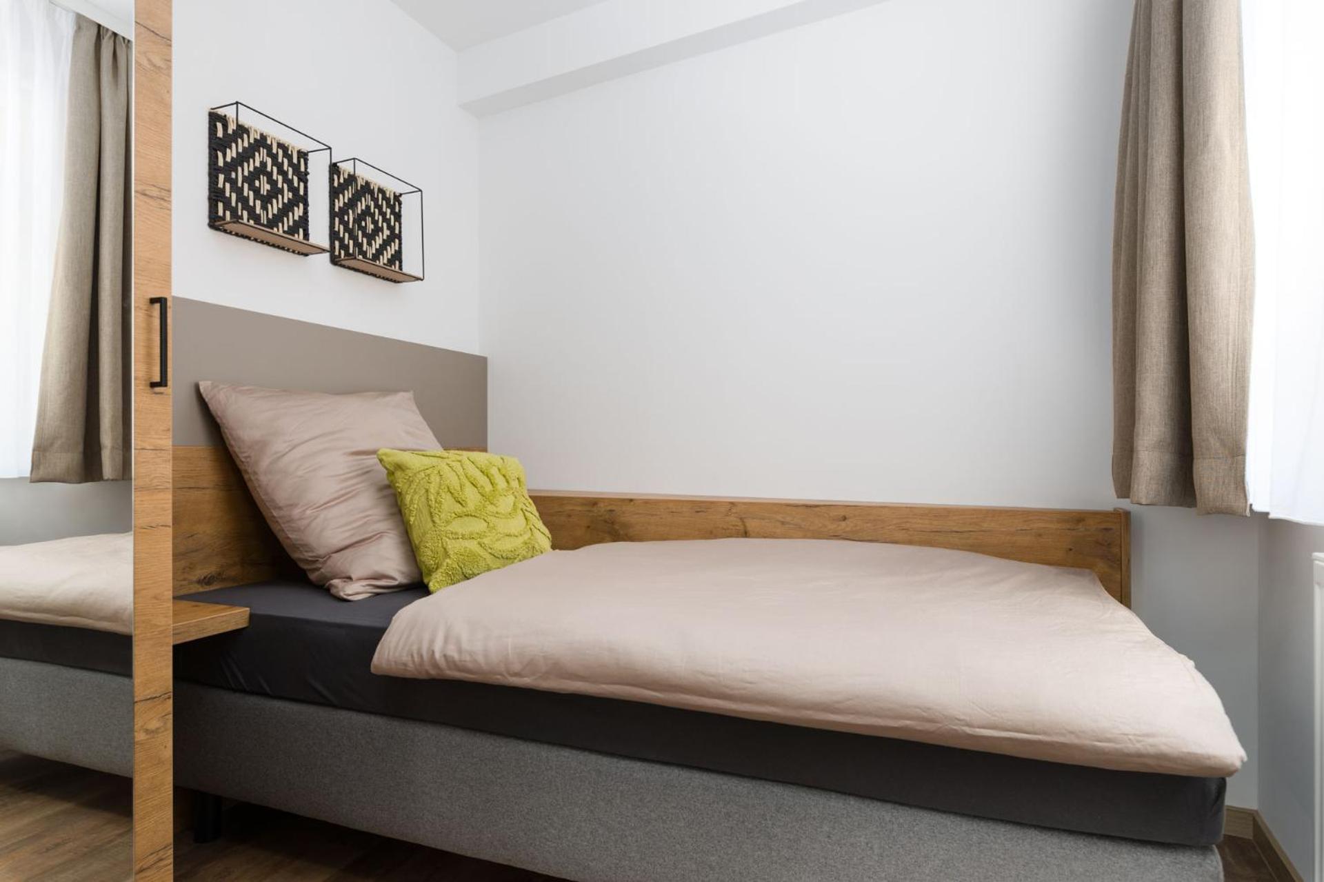 Hotel Zur Traube Uffenheim Экстерьер фото