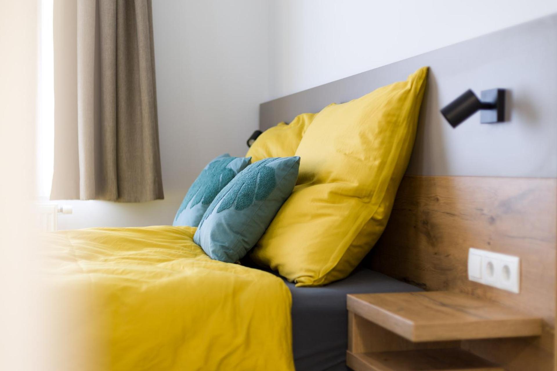 Hotel Zur Traube Uffenheim Экстерьер фото