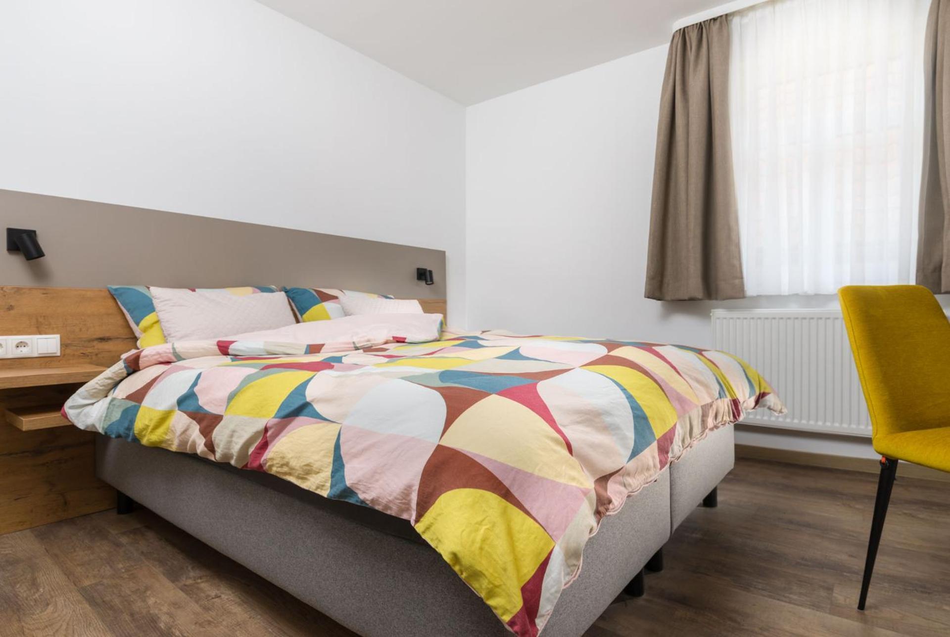 Hotel Zur Traube Uffenheim Экстерьер фото